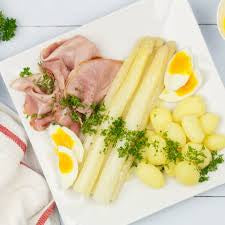 Verse saus voor bij asperges