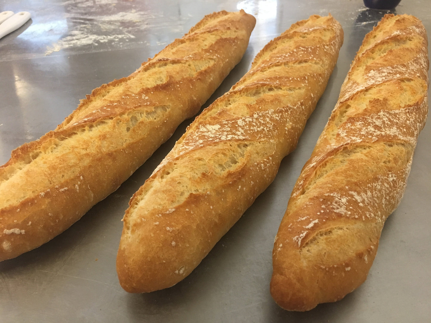 Versgebakken desem stokbrood (wit)